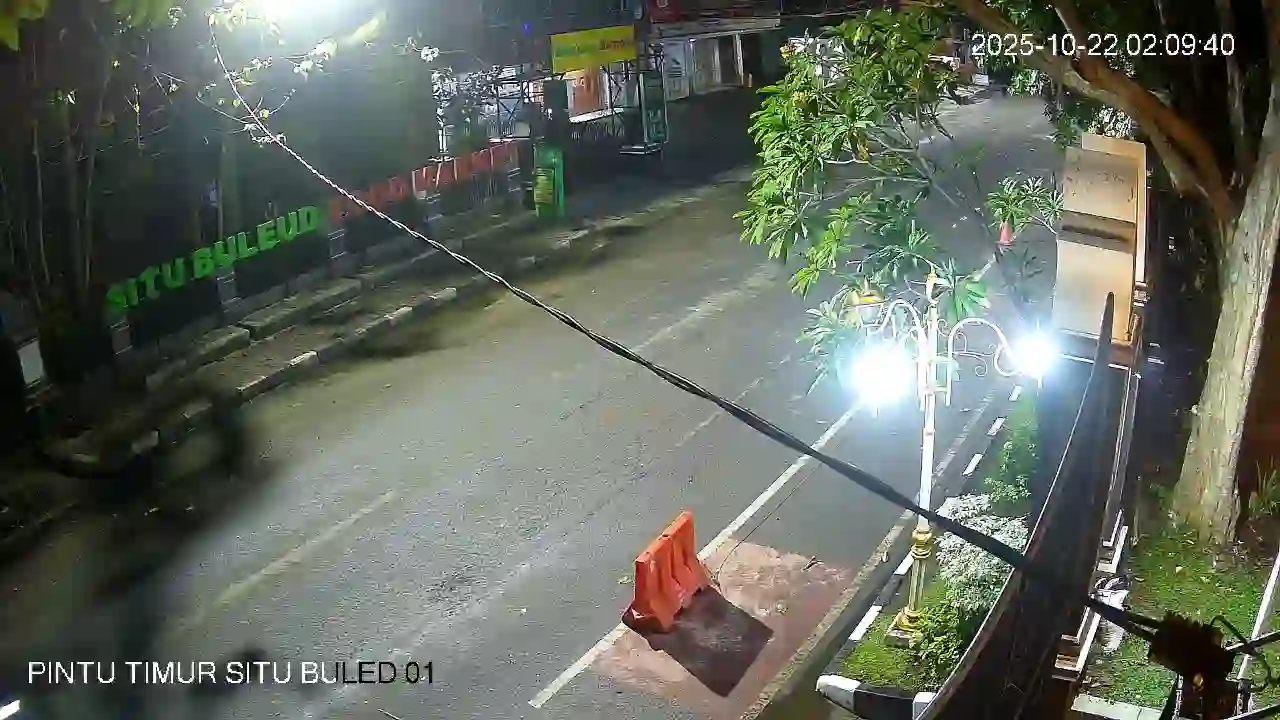 Pintu Timur Situ Buleud